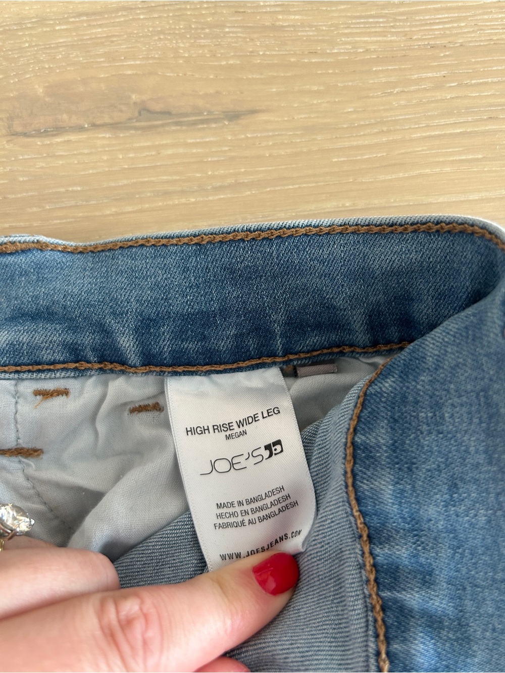 Light wash boot cut jeans - Picture 2 of 5